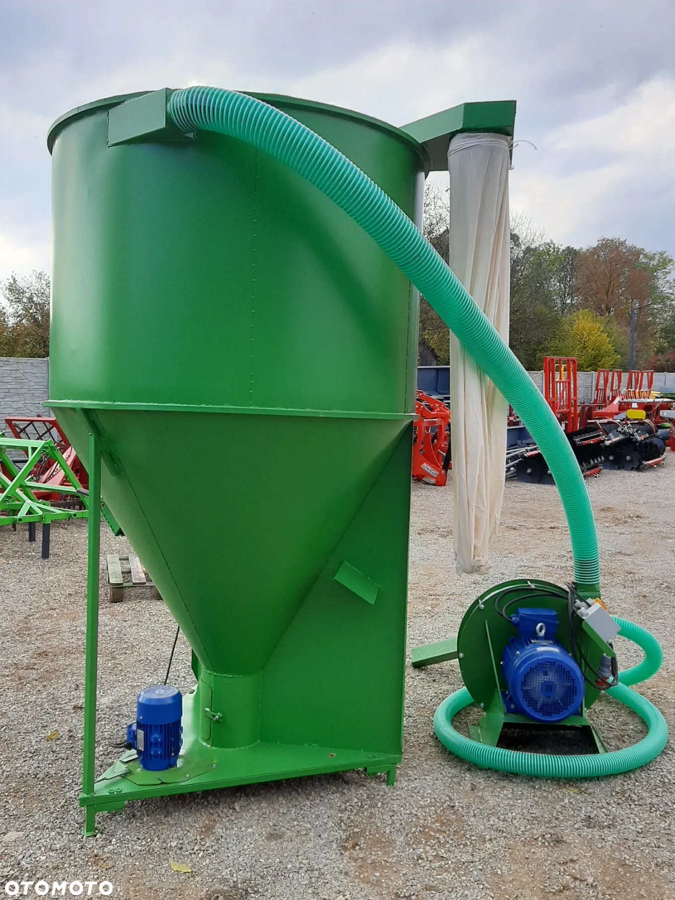 mieszalnik 0,5-2t + śrutownik/rozdrabniacz/młynek OSUCH zestaw AGREGAT PASZOWY (wąż ssący 5m + tłoczący 3m +ssawa+ worki) waga TRANSPORT od ręki - 6