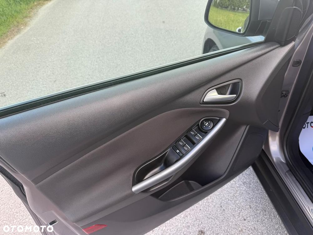 Ford Focus - 18
