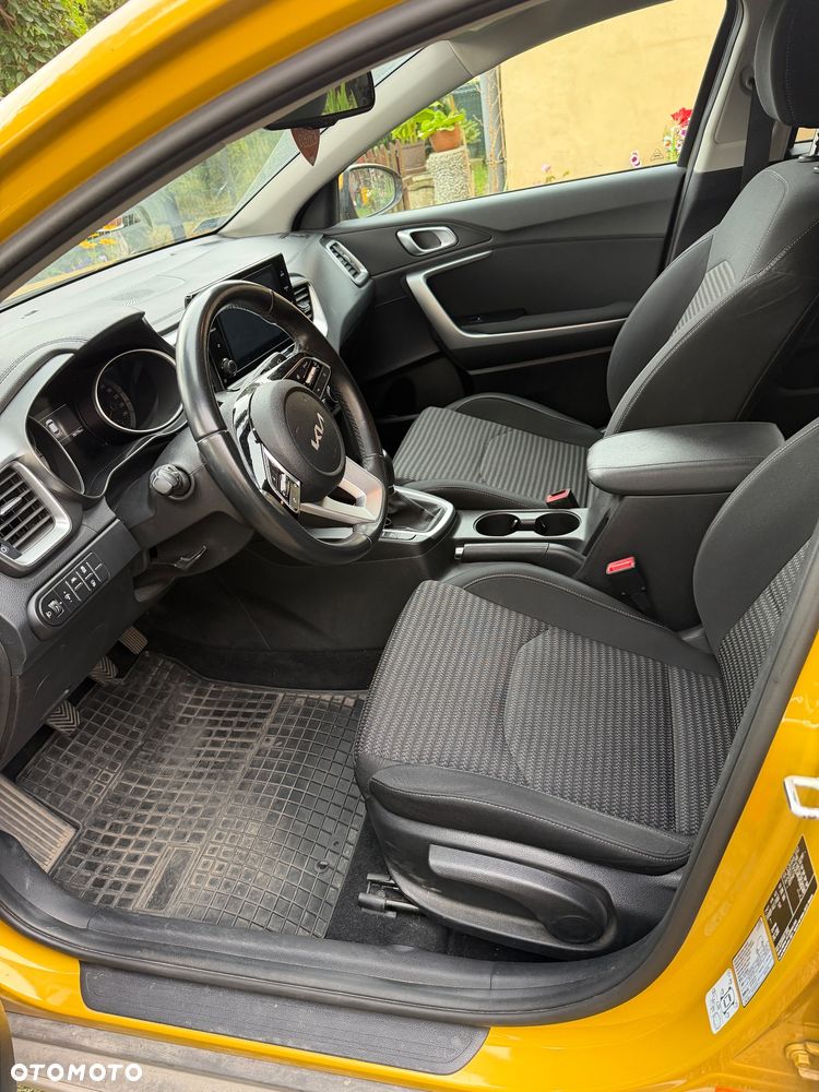Kia XCeed 1.5 T-GDI M - 11