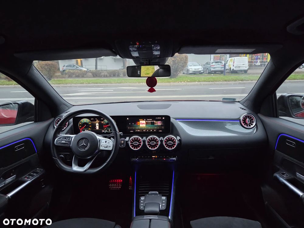 Mercedes-Benz GLA 250 AMG Line - 23