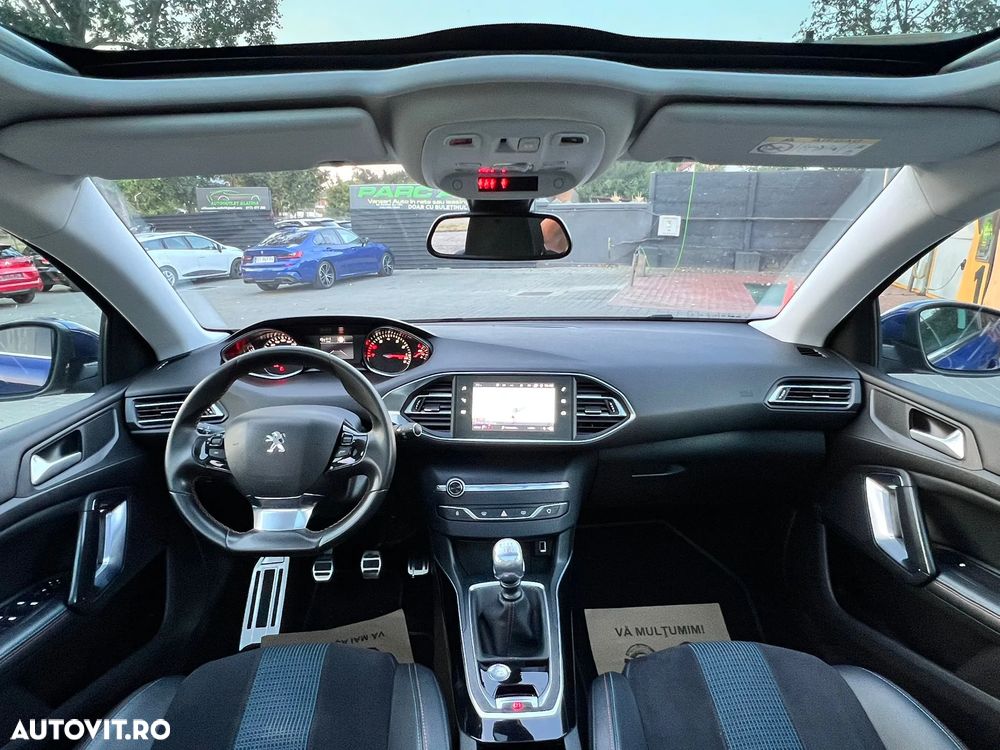 Peugeot 308 1.2 L PureTech Turbo S&S Allure - 22