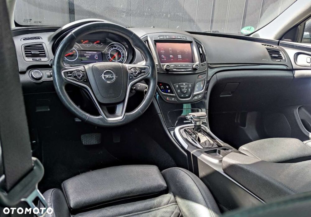 Opel Insignia - 19