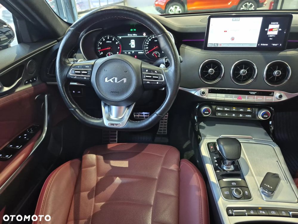 Kia Stinger 3.3 T-GDI V6 GT AWD - 22