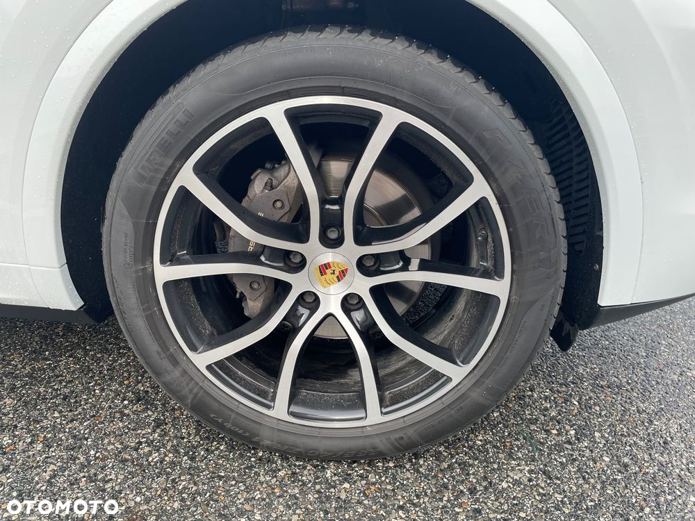 Porsche Cayenne Standard - 6