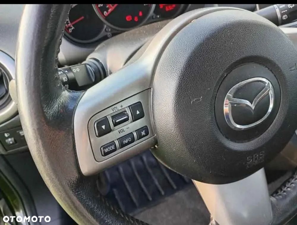 Mazda 2 - 9