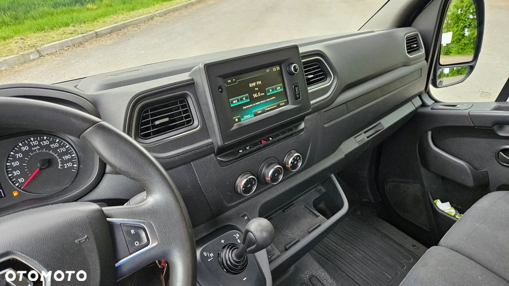 Renault Master - 32