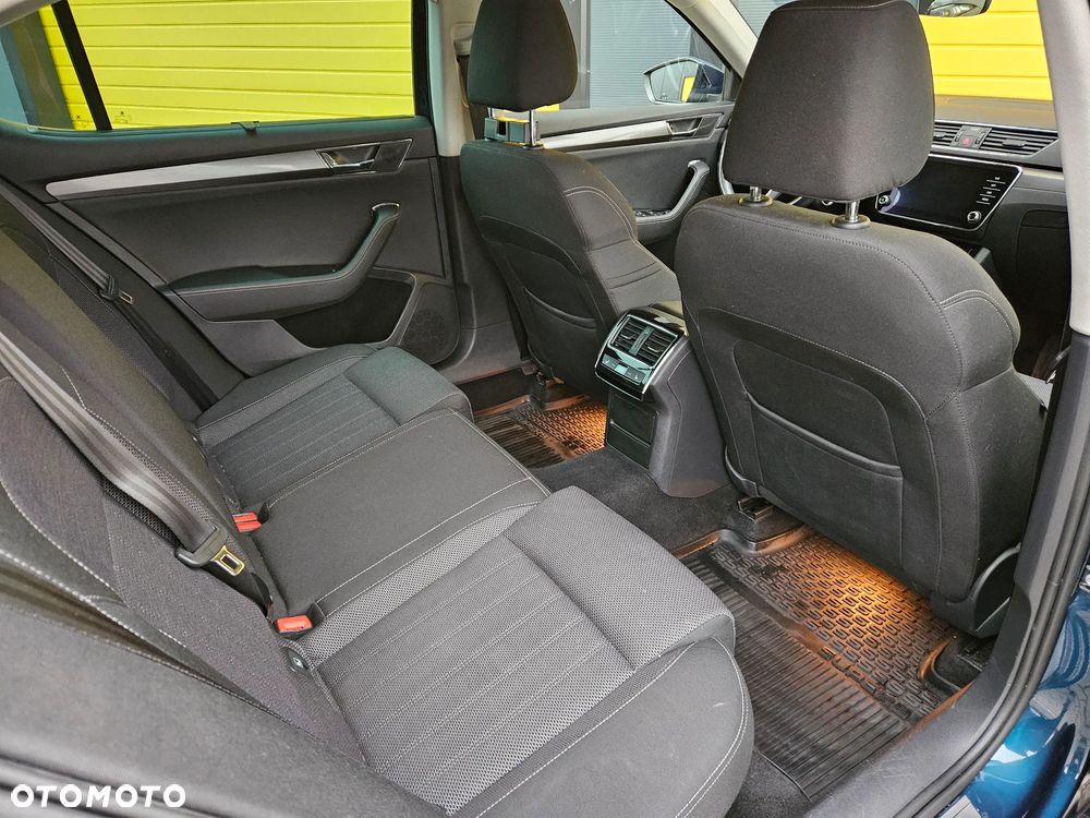 Skoda Superb 2.0 TDI 4x4 Style DSG - 11