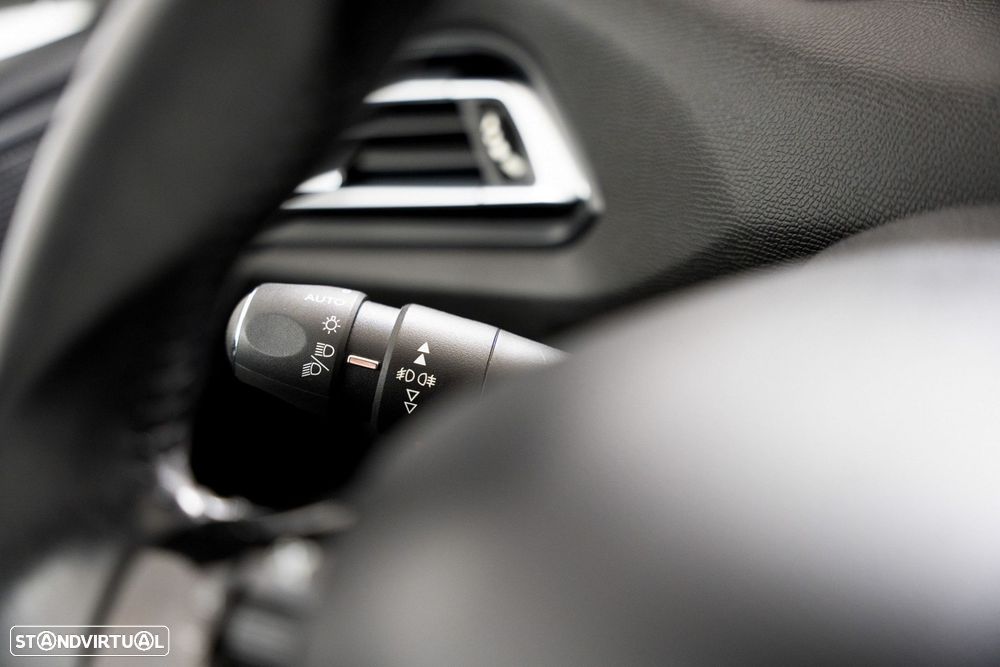 Peugeot 308 SW 1.2 PureTech Active - 9