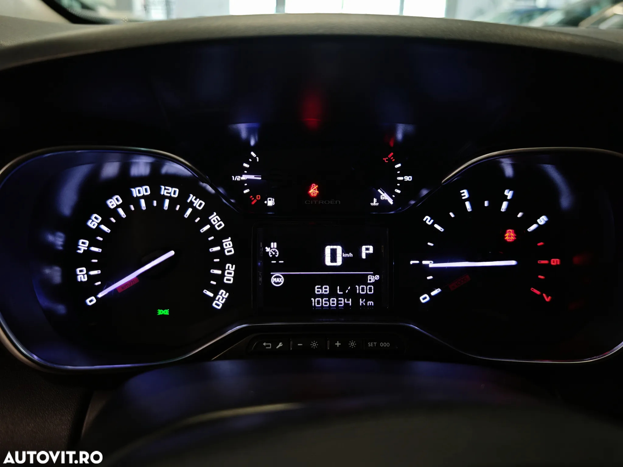 Citroën C3 AIRCROSS 1.2 PureTech S&S EAT6 Shine - 21