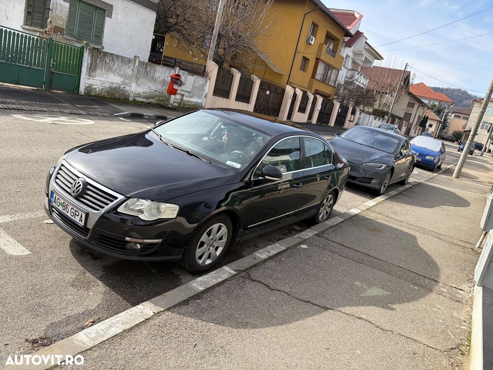 Volkswagen Passat 1.6 Comfortline - 4