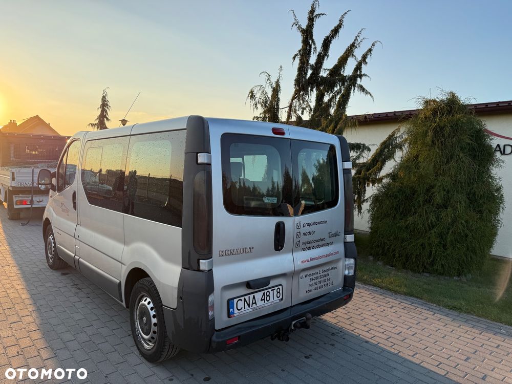 Renault Trafic dCi Passenger - 3