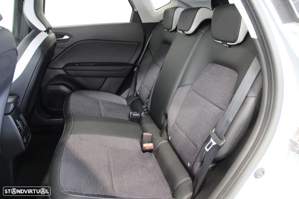 Renault Captur 1.0 TCe Techno Bi-Fuel - 28