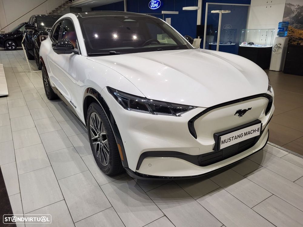 Ford Mustang Mach-E 98.7 kWh Premium - 2