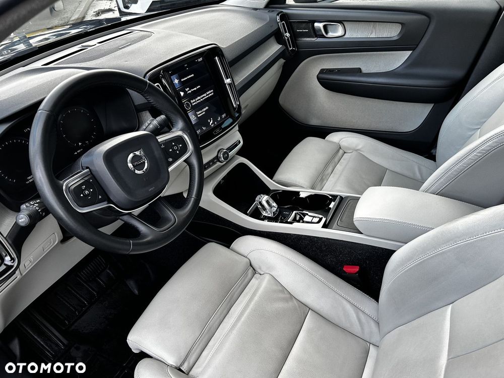 Volvo XC 40 - 11