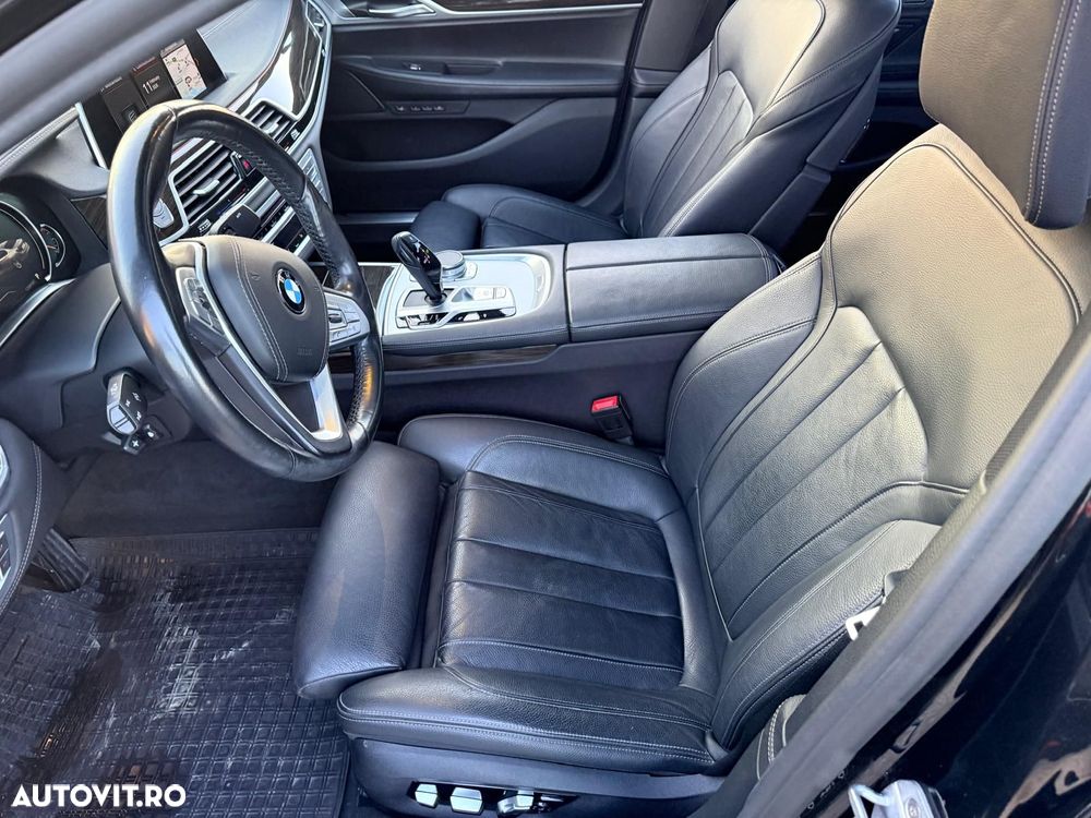 BMW Seria 7 730d xDrive - 26