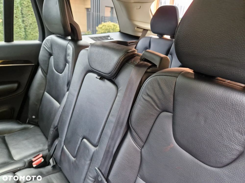 Volvo XC 90 T6 AWD Momentum 7os - 26
