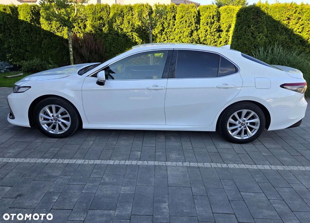Toyota Camry 2.5 Hybrid Comfort CVT - 6
