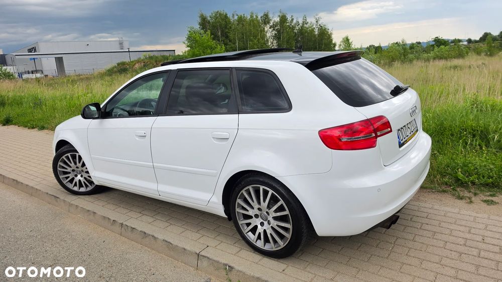 Audi A3 Sportback 1.8 TFSI Ambition - 2