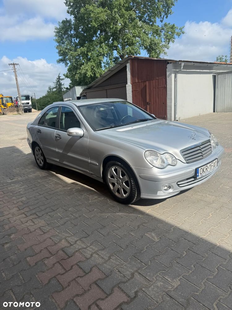Mercedes-Benz Klasa C - 2