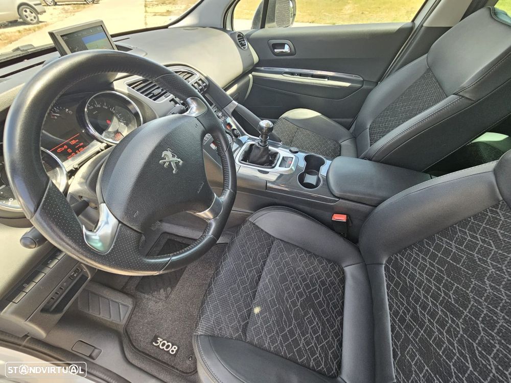 Peugeot 3008 1.6 BlueHDi Allure - 19