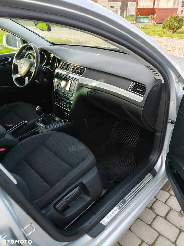 Skoda Superb 2.0 TDI Ambition Outdoor - 11