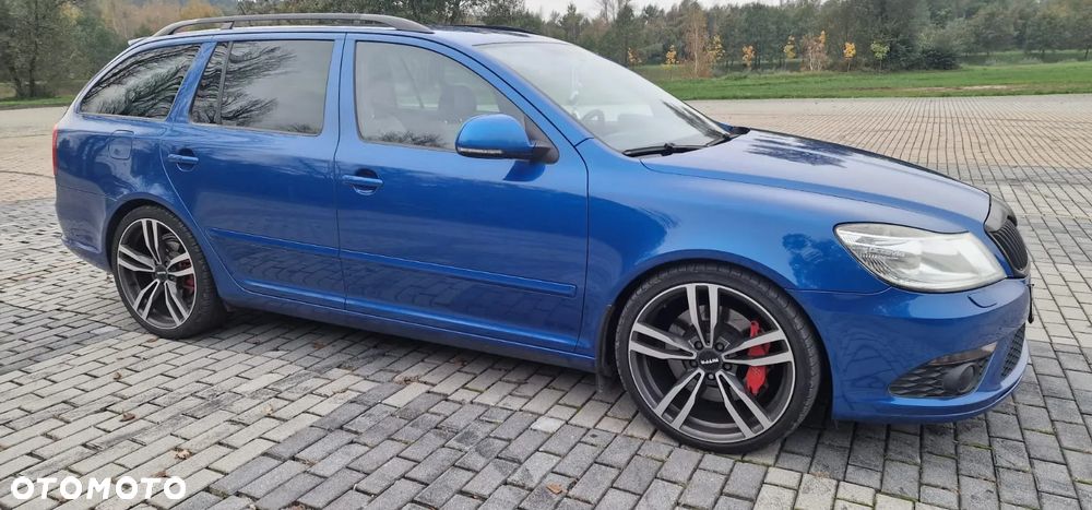Skoda Octavia Combi 2.0 TSI RS - 3