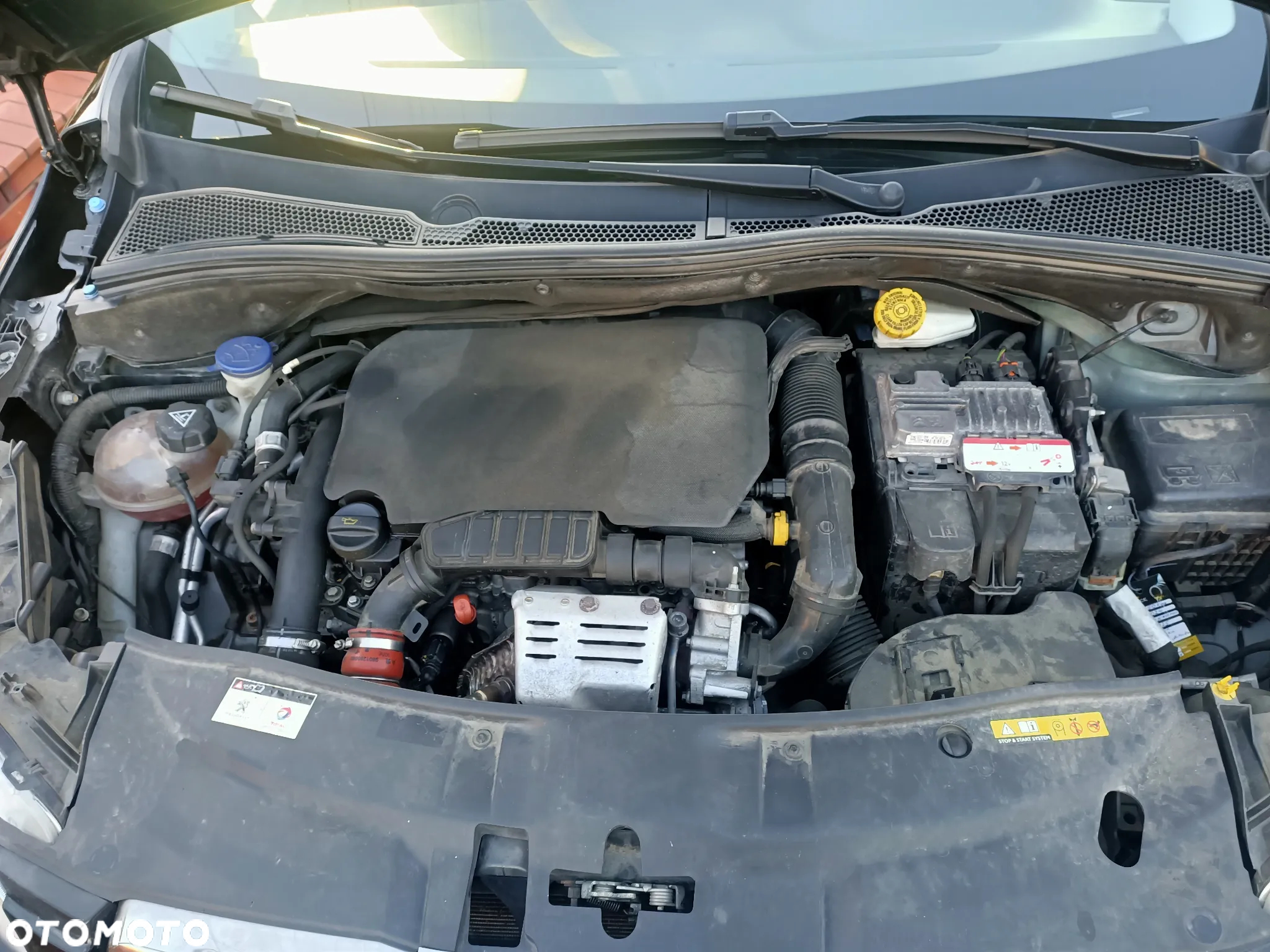 Peugeot 2008 - 4