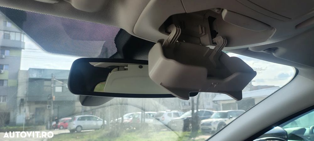 Ford Focus 1.6 TDCI DPF Trend - 13