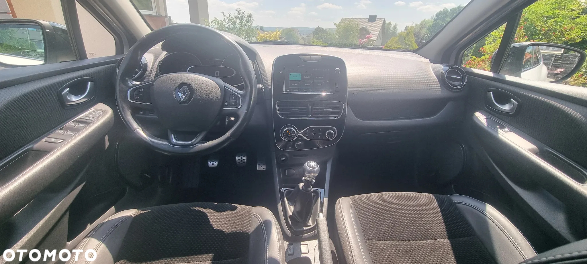 Renault Clio Energy dCi 110 Bose Edition - 26