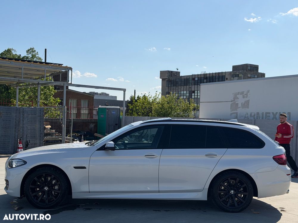 BMW Seria 5 525d xDrive Aut. Luxury Line - 28