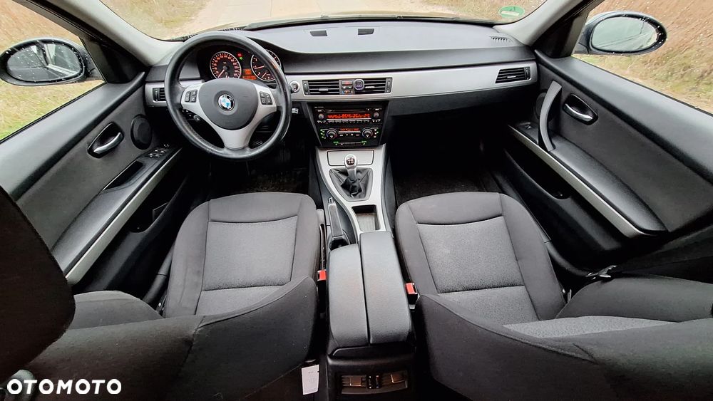 BMW Seria 3 - 11
