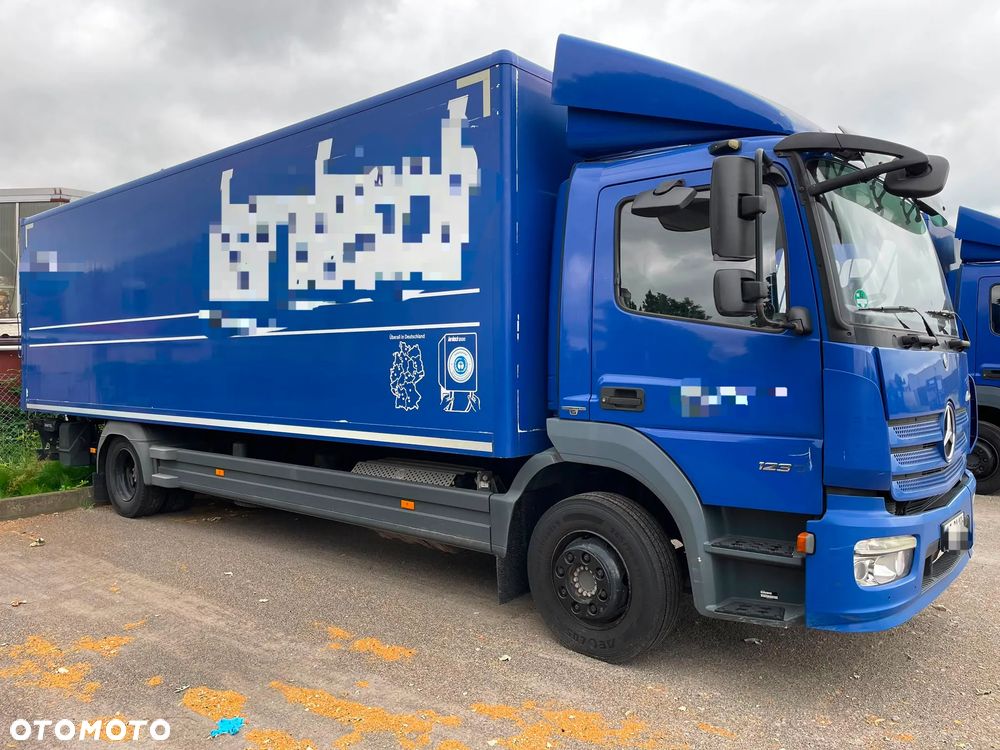 Mercedes-Benz Atego 1230 7.75m zaczep TOP1 STAN WINDA HAK z Niemiec UBRANIÓWKA czyściutki 6 cylindrów - 3