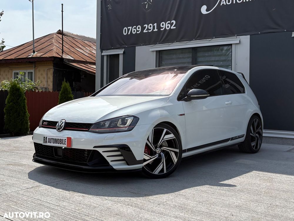 Volkswagen Golf - 6