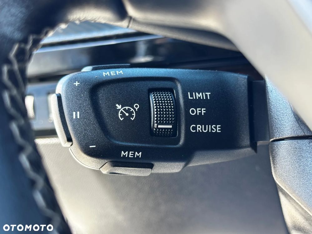 Peugeot 508 PureTech 180 EAT8 Allure - 28