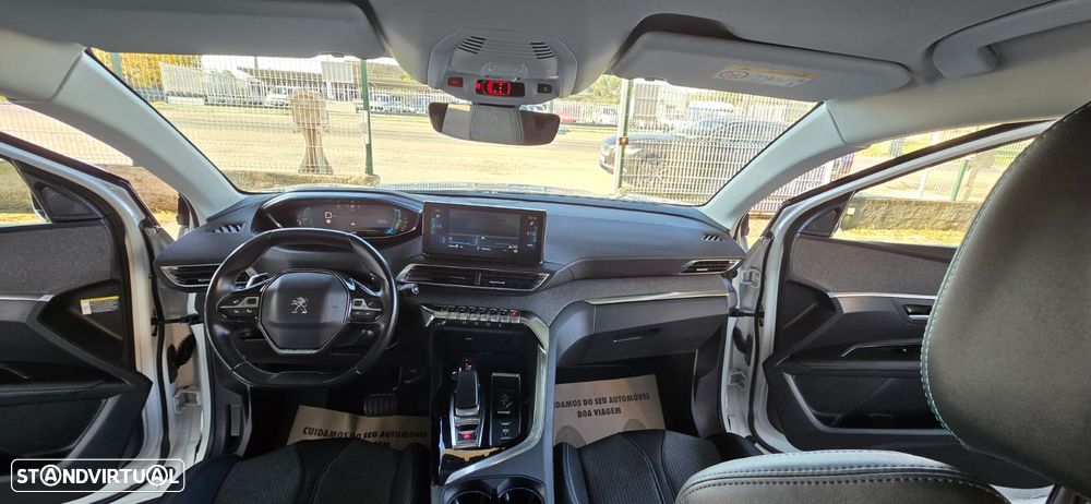 Peugeot 3008 Plug-In Hybrid 225 e-EAT8 Allure Pack - 14