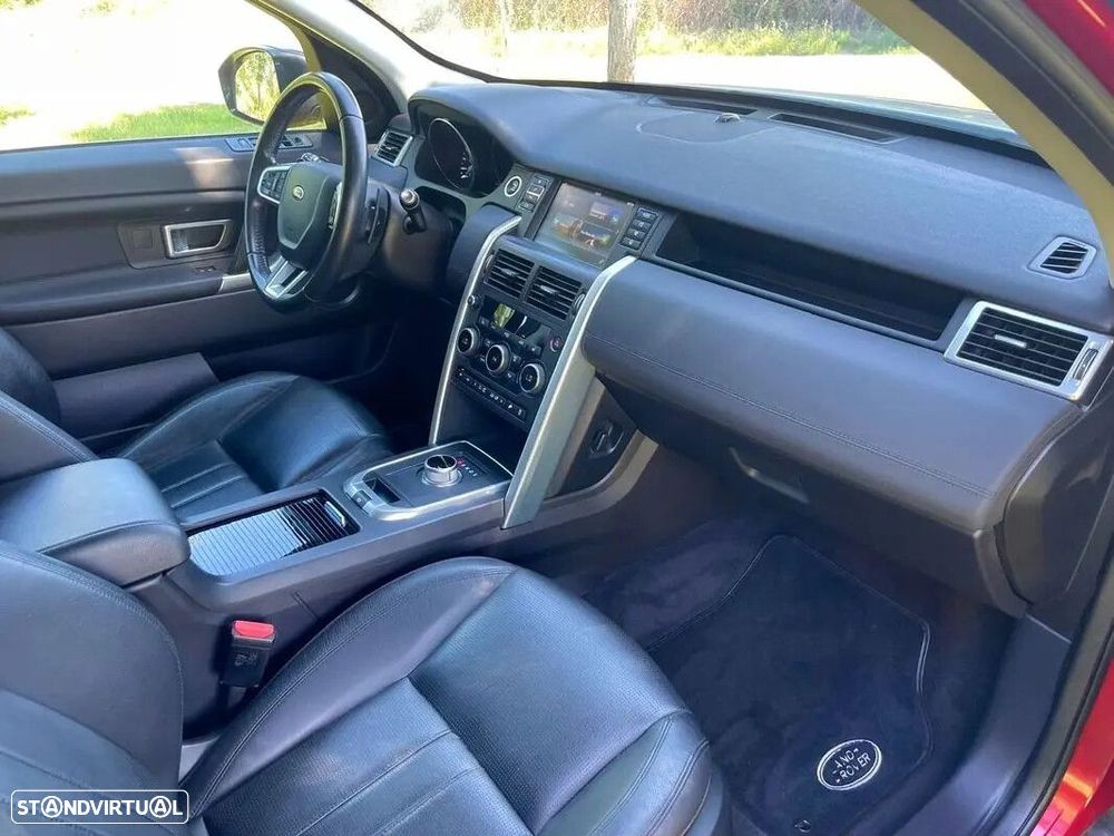 Land Rover Discovery Sport - 46