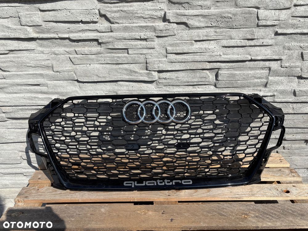 AUDI RS5 8W6 Grill /Atrapa zderzaka  8W6853651 - 1