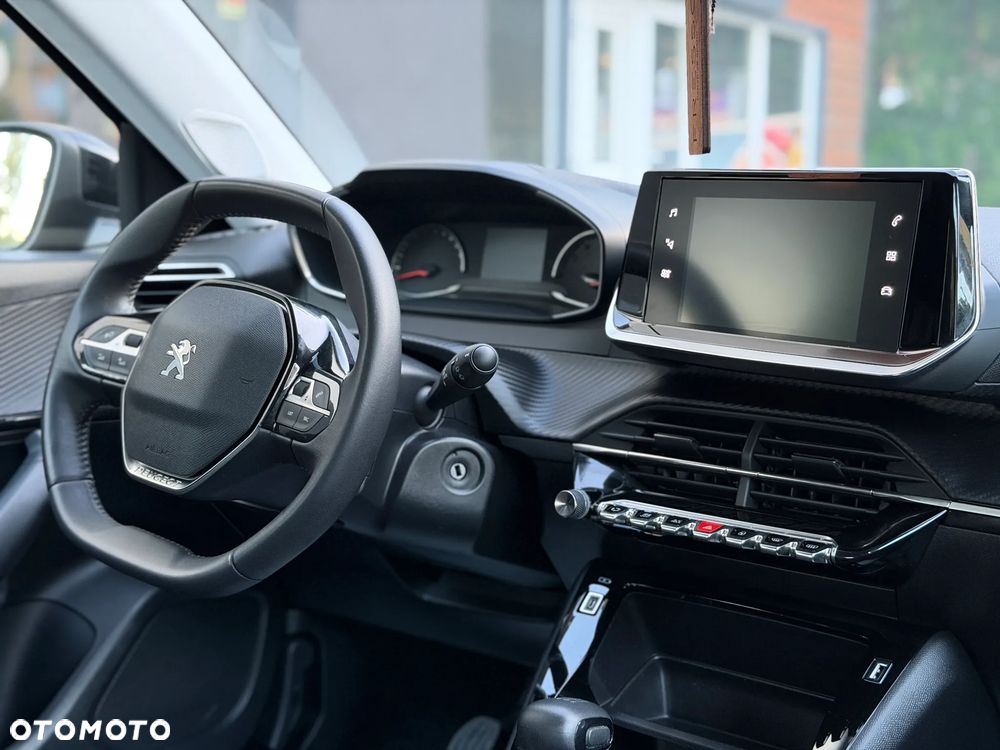 Peugeot 2008 1.2 PureTech Active S&S - 32