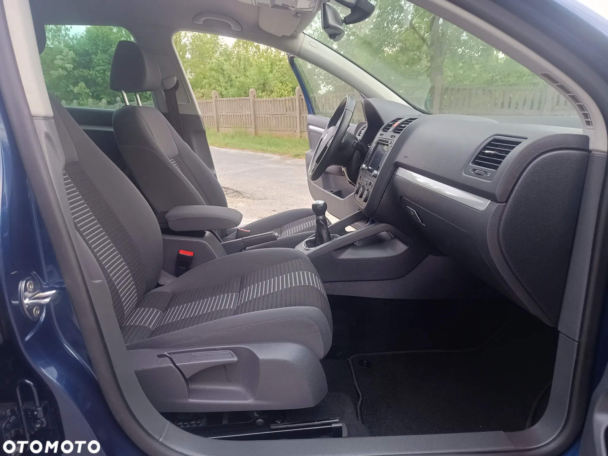 Volkswagen Golf 1.6 United - 17