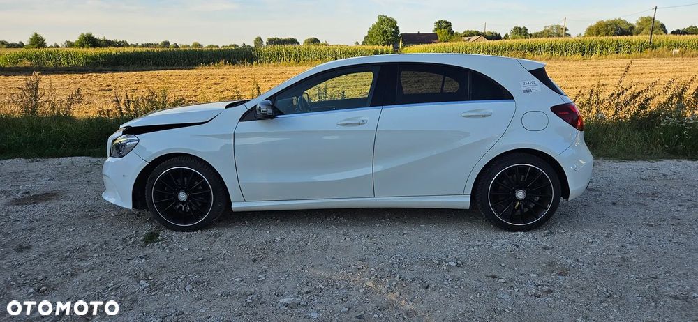 Mercedes-Benz Klasa A 220 d 4Matic 7G-DCT - 2