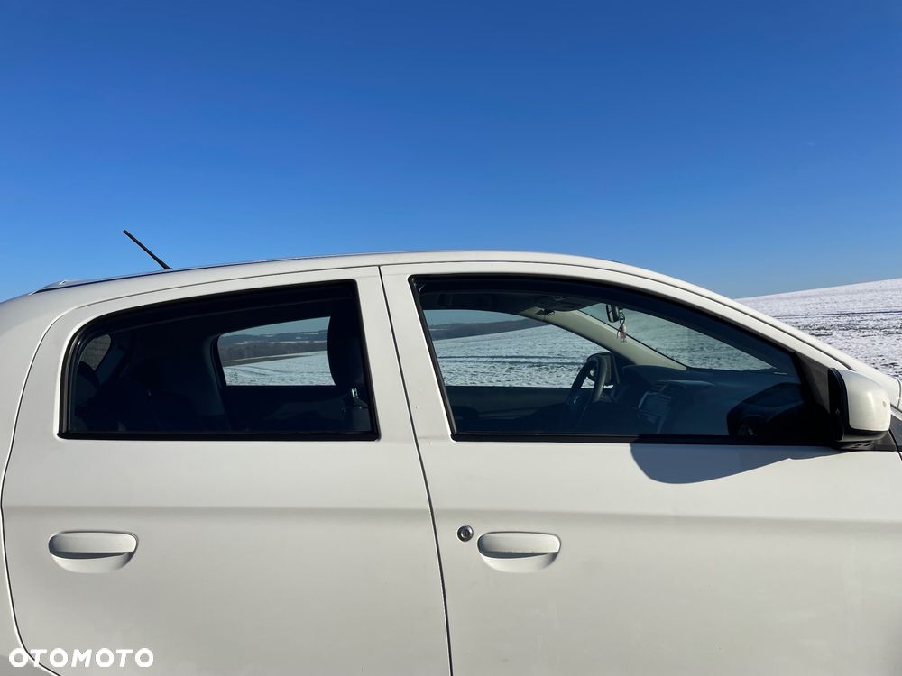 Mitsubishi Space Star - 8