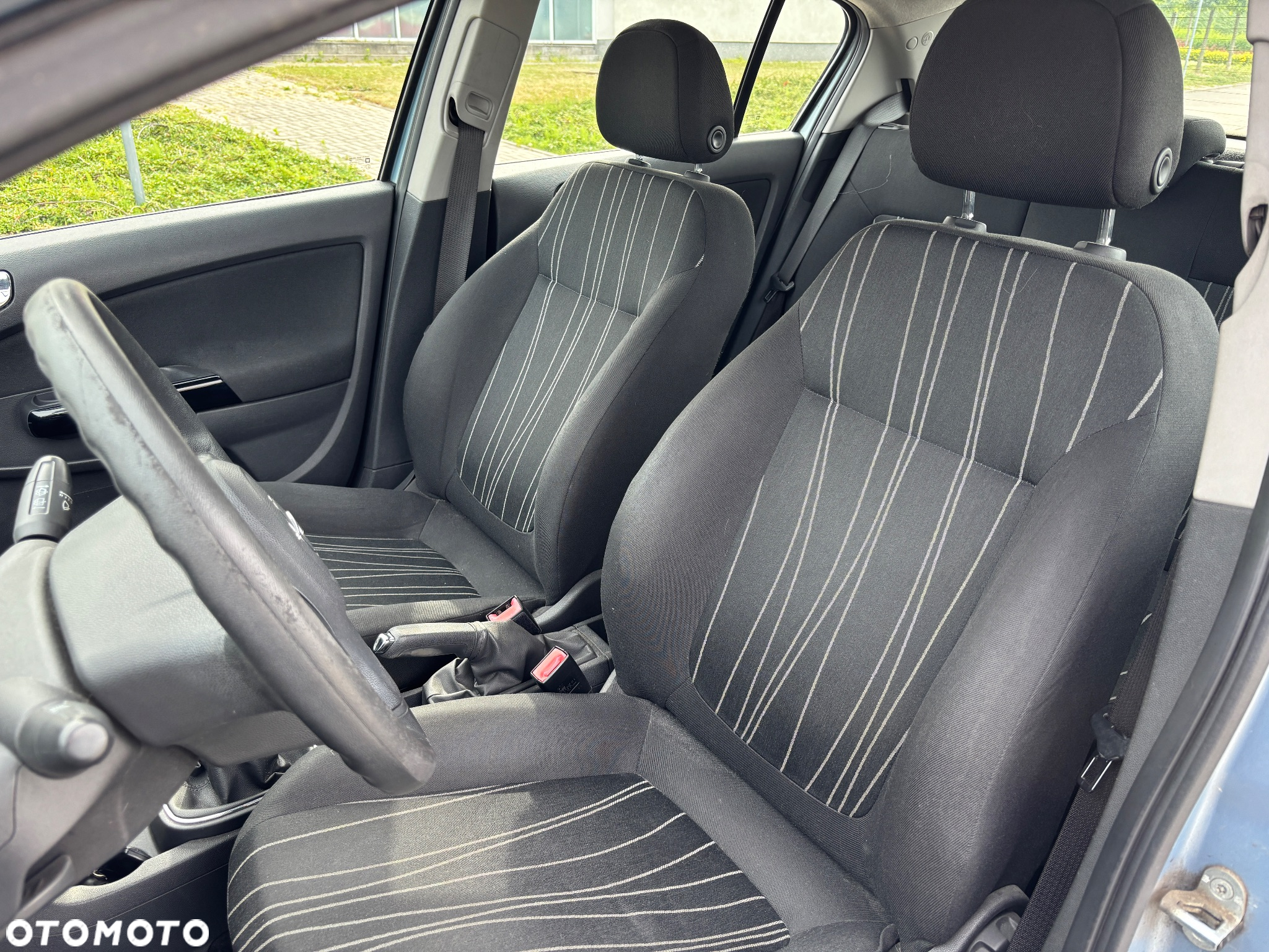 Opel Corsa 1.2 16V Enjoy - 12
