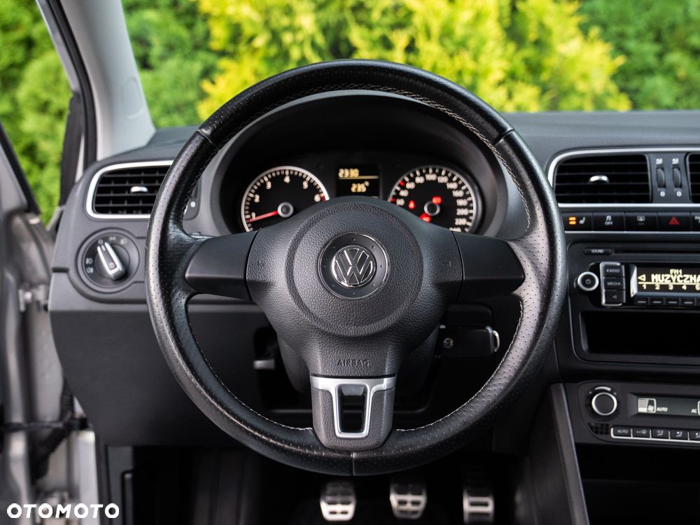 Volkswagen Polo 1.2 TSI Cross - 32