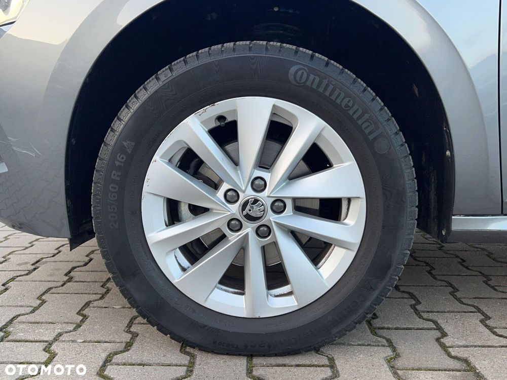 Skoda Kamiq 1.0 TSI Ambition DSG - 32