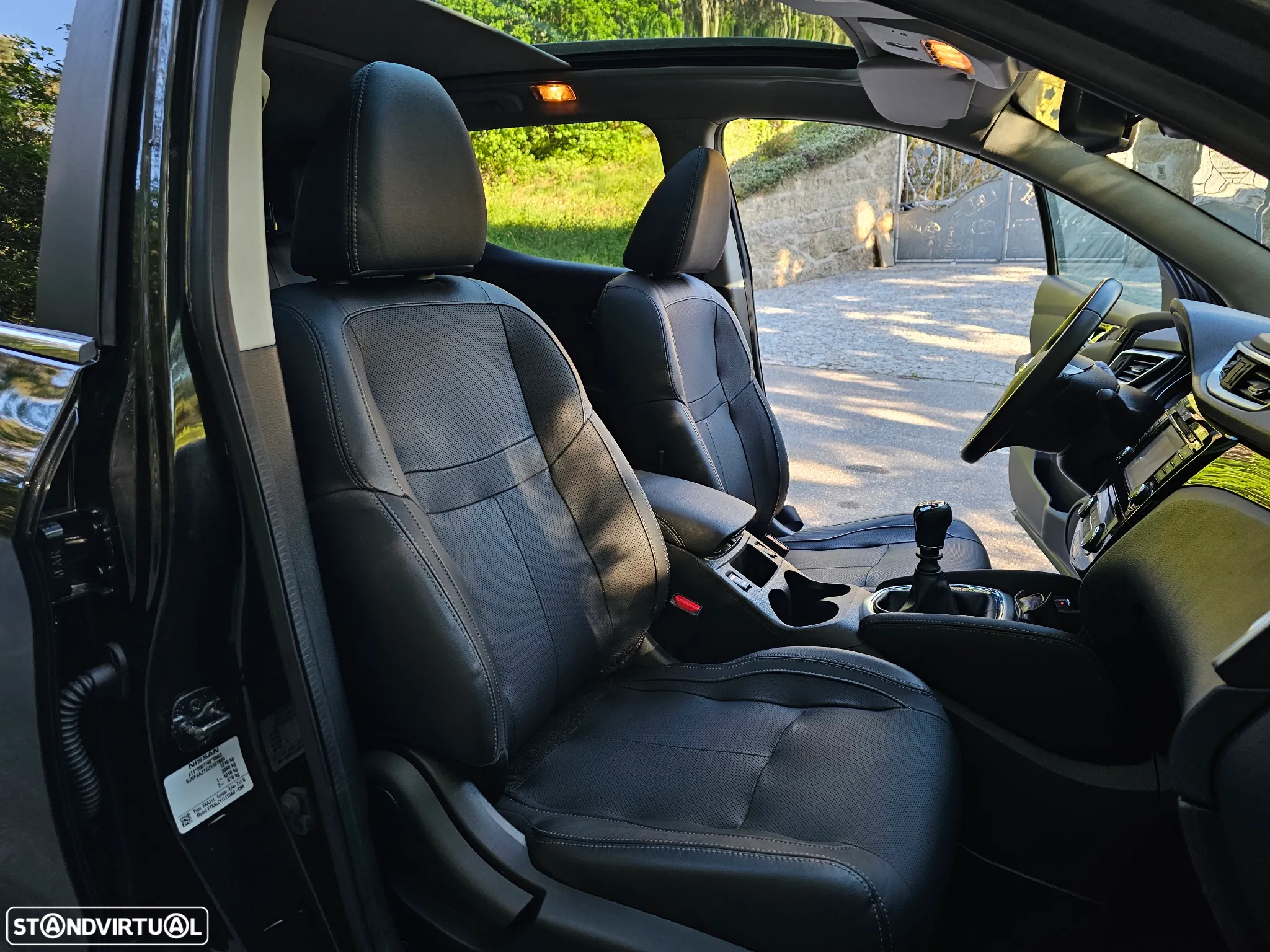 Nissan Qashqai 1.5 dCi TEKNA - 14