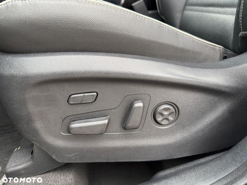 Kia Sorento 2.2 CRDi AWD GT Line - 14