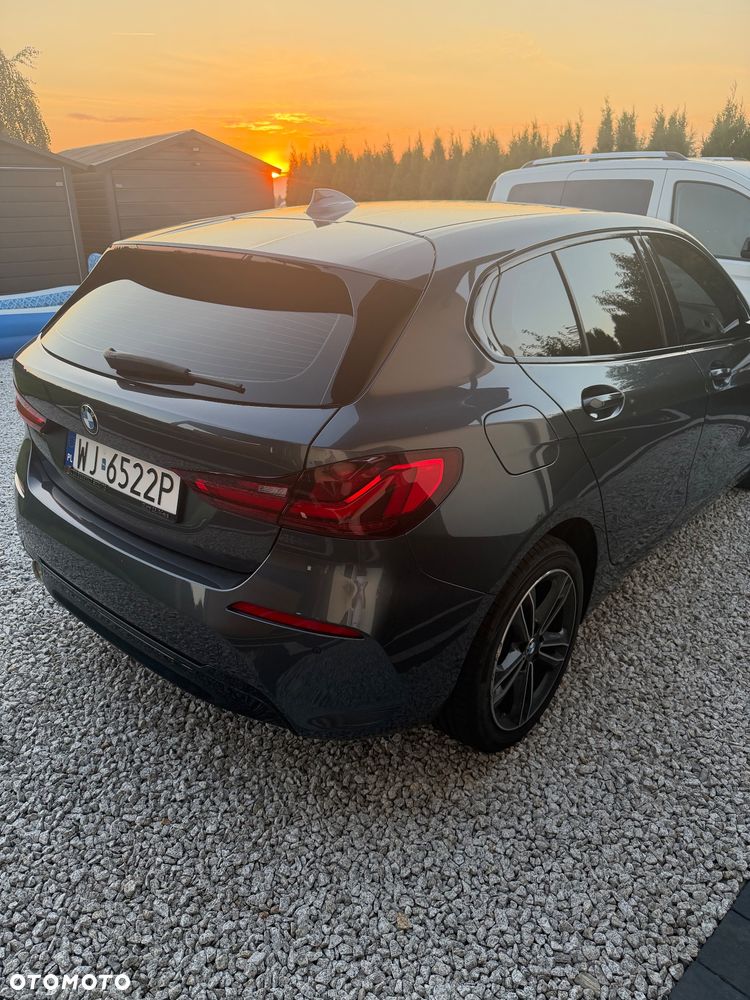 BMW Seria 1 118i Sport Line - 19