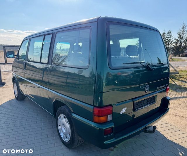 Volkswagen Multivan - 4