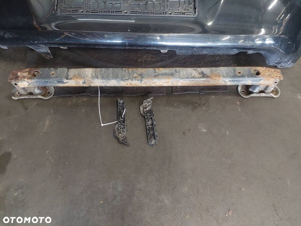 KOMPLETNY TYŁ KLAPA BAGAŻNIKA ZDERZAK TYŁ LAMPY TOYOTA YARIS II LIFT 209 - 4