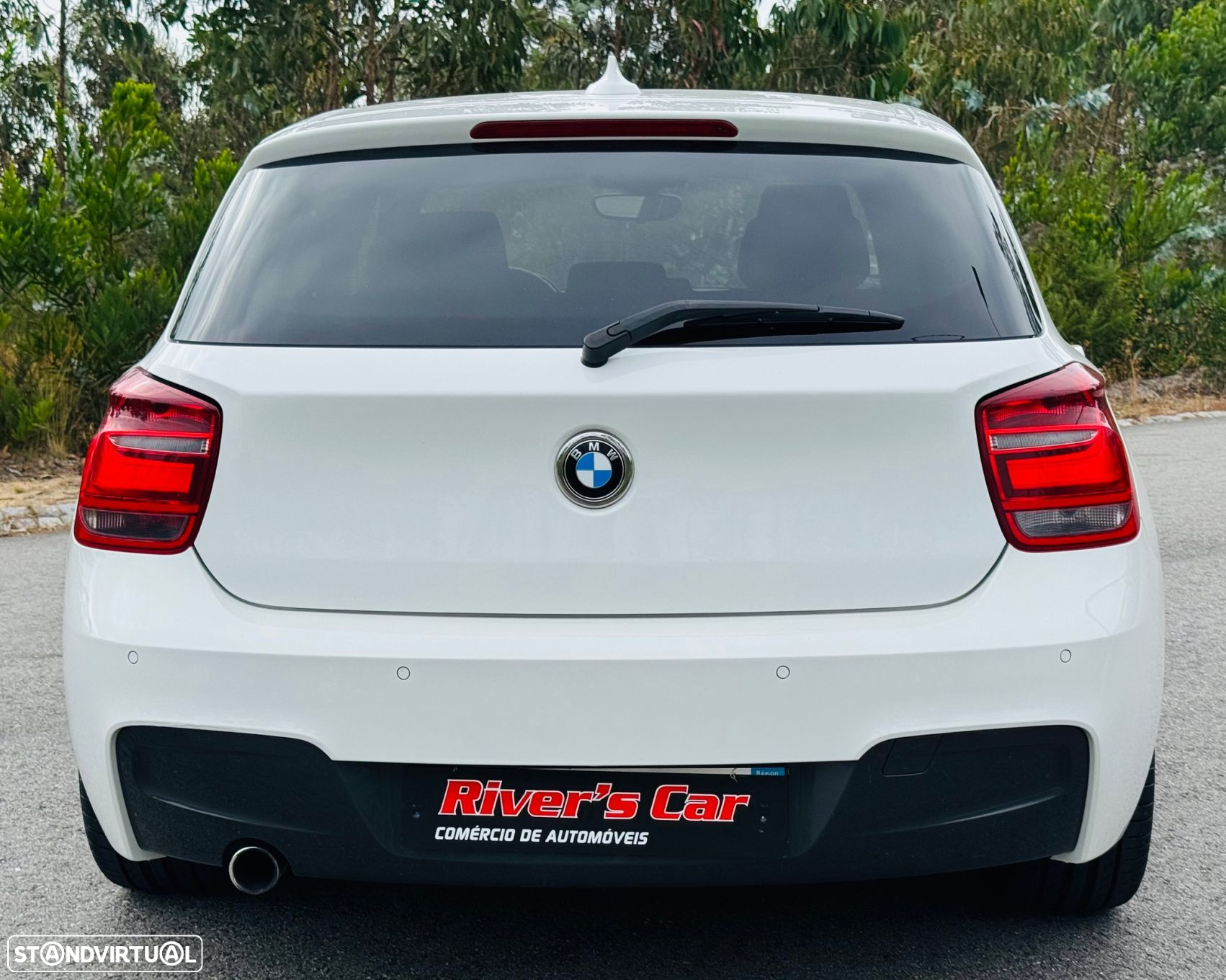 BMW 118 d Pack M - 10